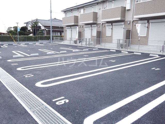 2/2 駐車場