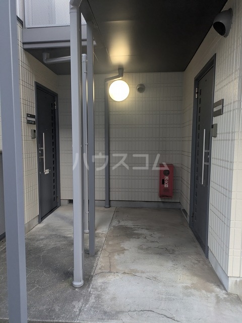 22/30 エントランス