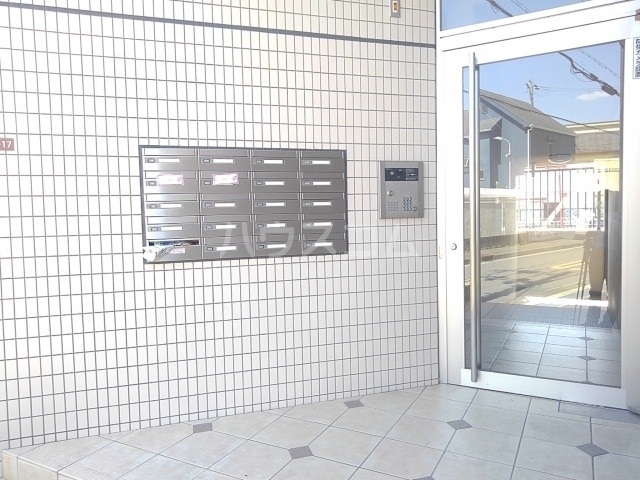 15/30 エントランス