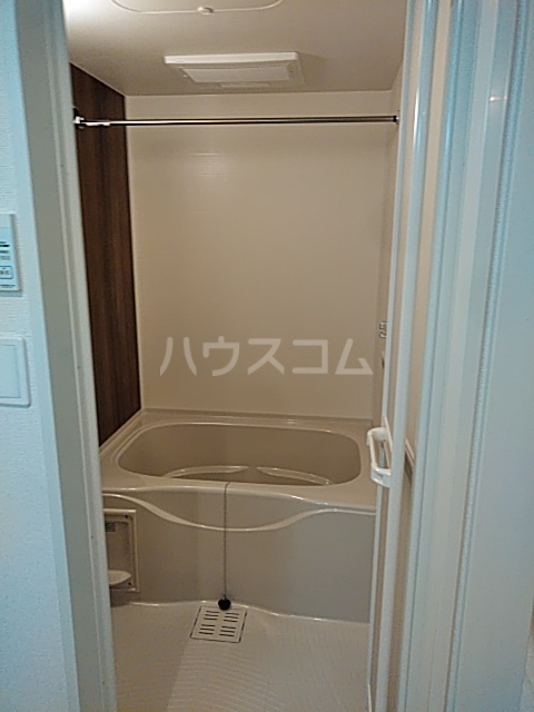 14/30 浴室