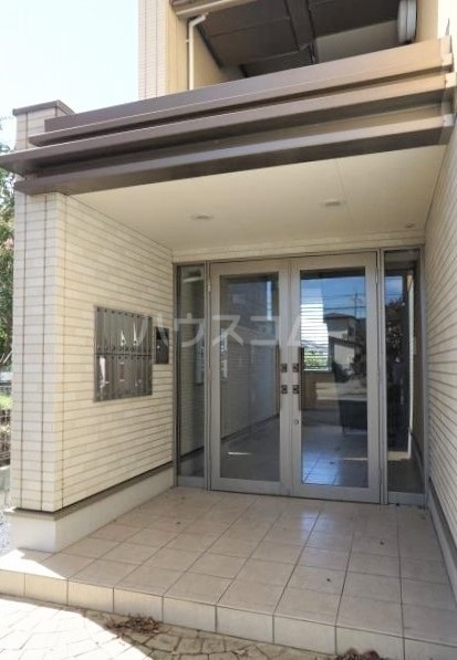 14/21 エントランス