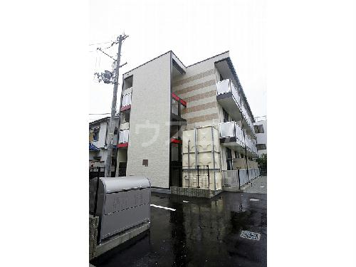 15/15 エントランス