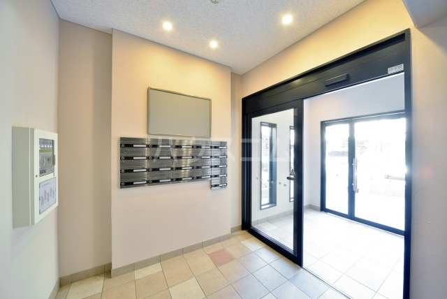 22/29 エントランス