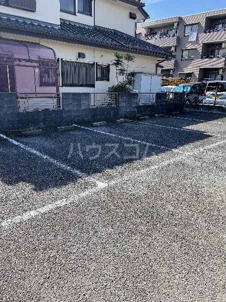 4/12 駐車場