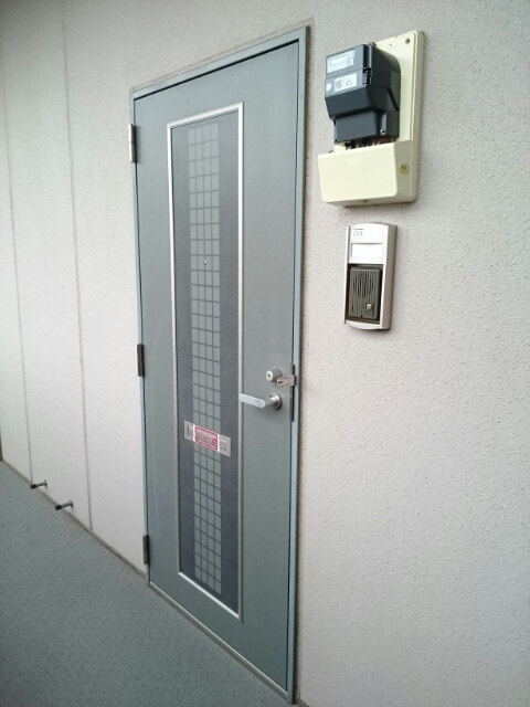 14/23 エントランス