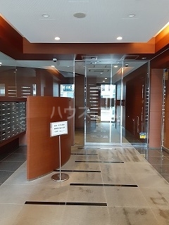 29/30 エントランス