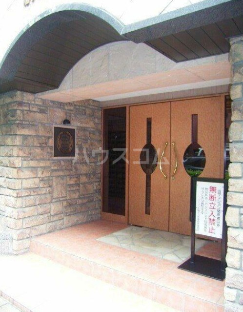 14/17 エントランス