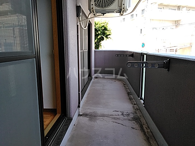 13/29 バルコニー