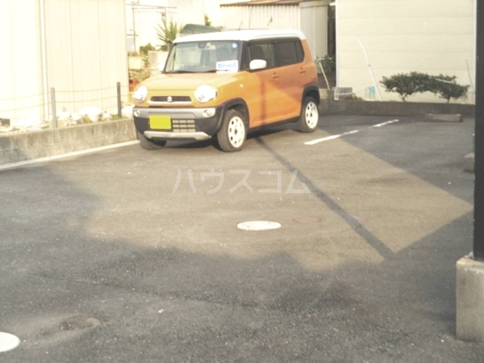 2/2 駐車場