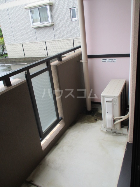 19/28 バルコニー