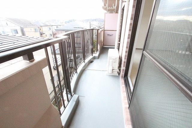 25/30 バルコニー