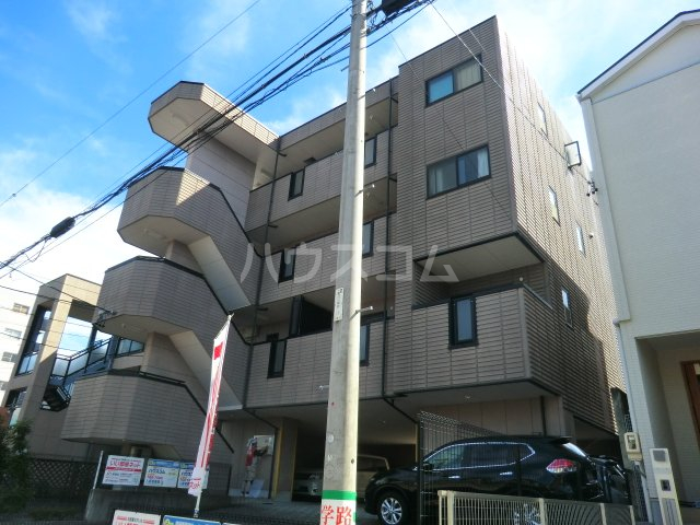 16/22 エントランス