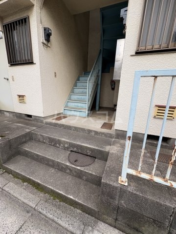 20/28 エントランス