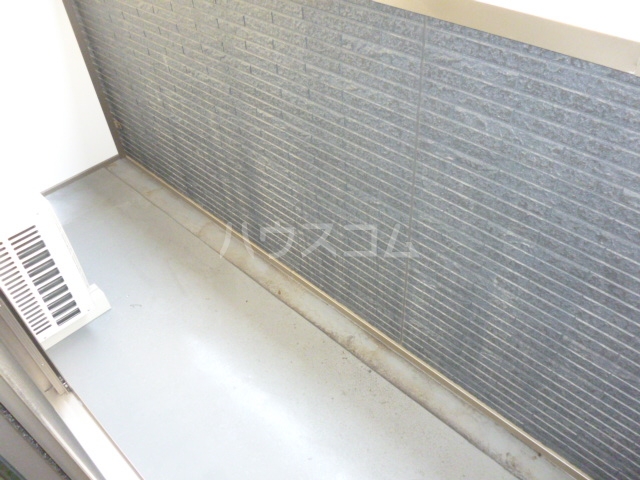 19/25 バルコニー