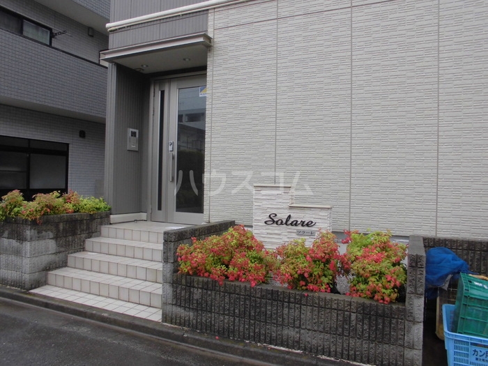 18/24 エントランス