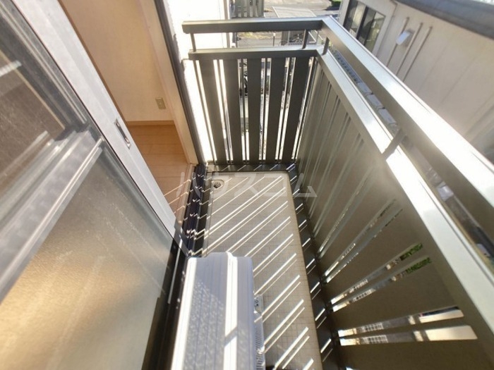 15/23 バルコニー