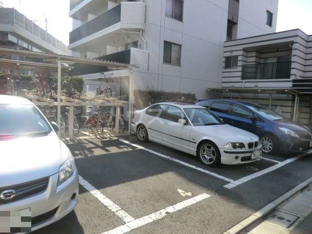 16/22 駐車場
