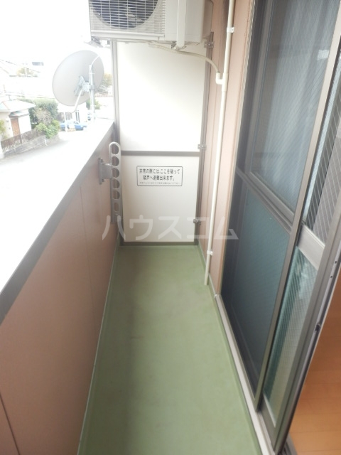 20/27 バルコニー