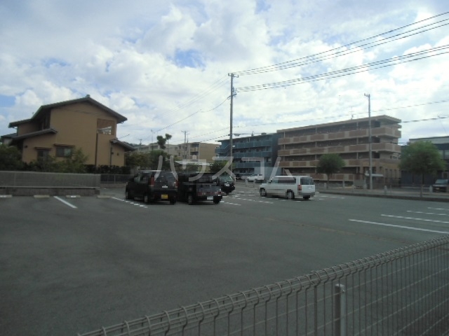 19/25 駐車場