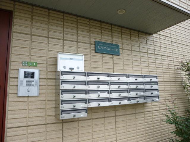 2/5 エントランス