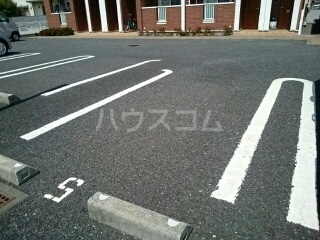 15/23 駐車場