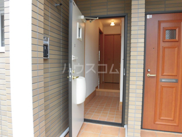 21/28 エントランス