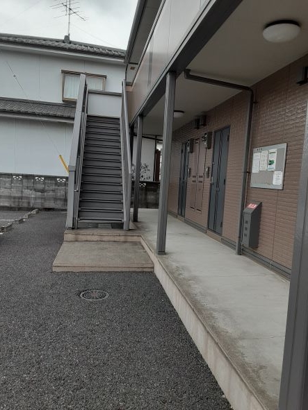 17/21 エントランス