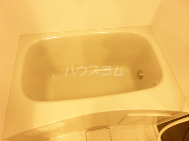 14/23 浴室