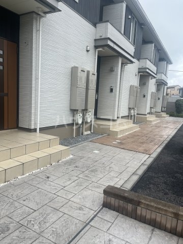 27/30 駐車場