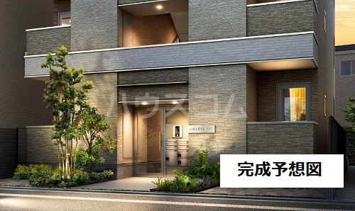 15/23 エントランス