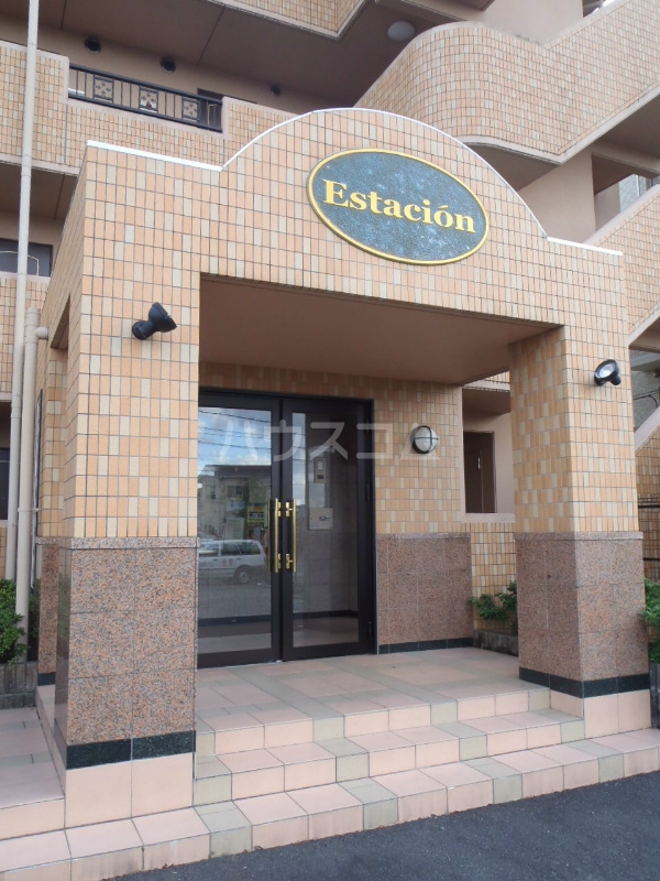 17/19 エントランス