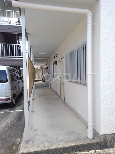 16/22 エントランス