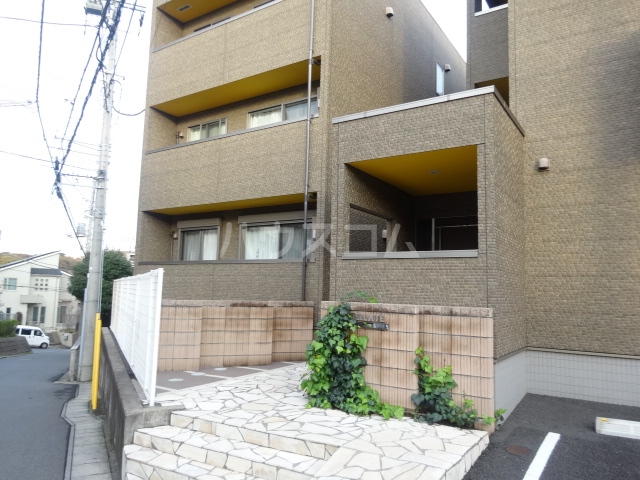 16/24 エントランス