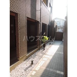 29/30 エントランス