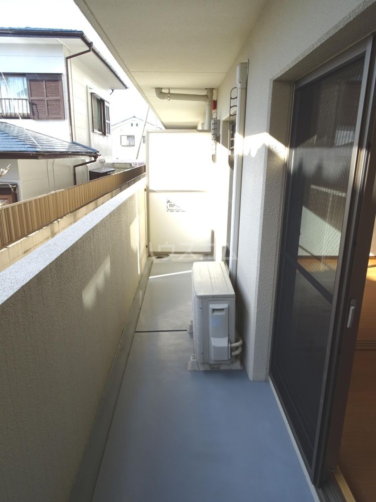 17/28 バルコニー