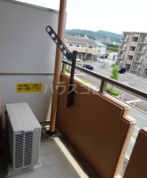 13/21 バルコニー