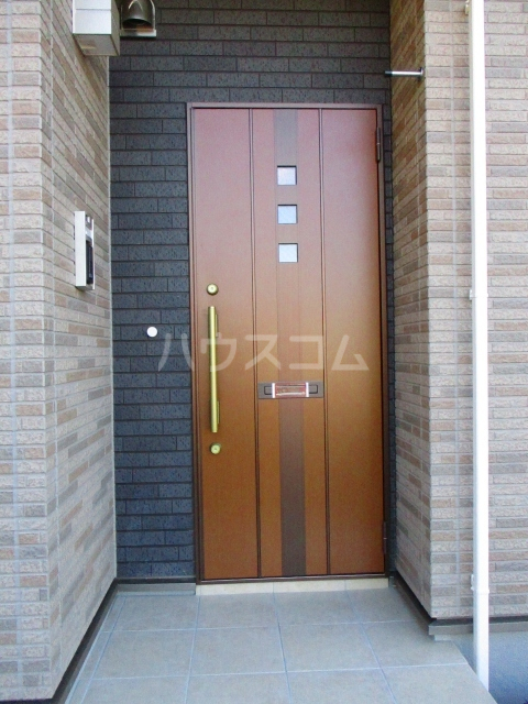 13/20 エントランス