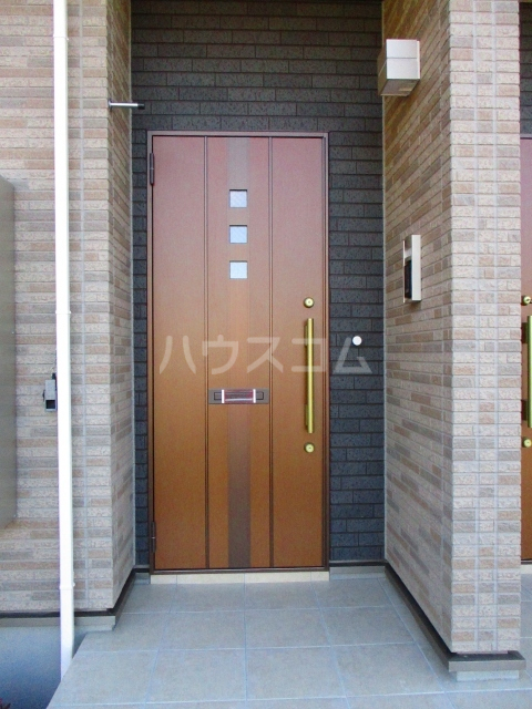 13/20 エントランス