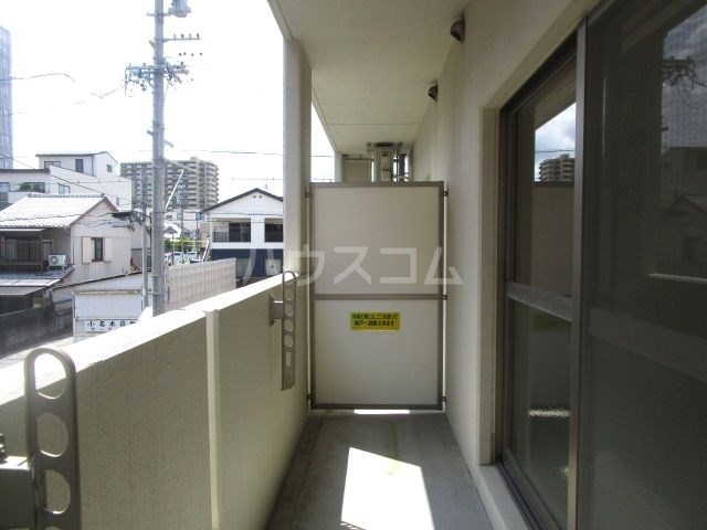 21/30 バルコニー