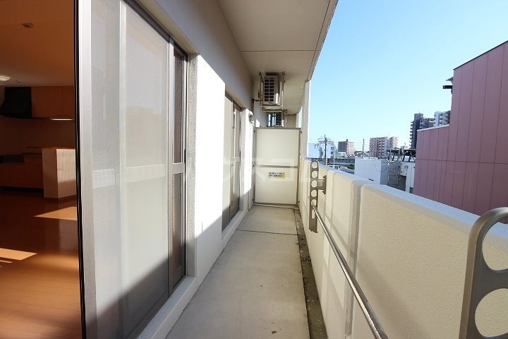 17/30 バルコニー