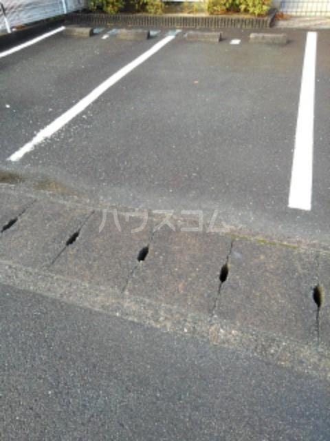 14/20 駐車場