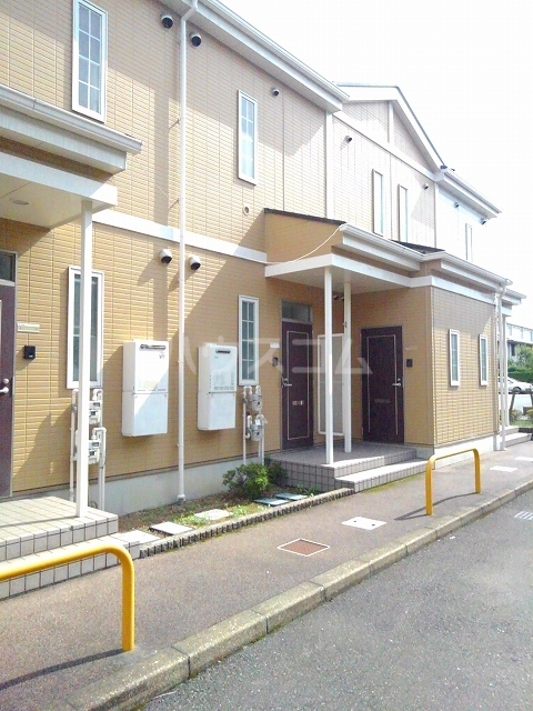 14/20 エントランス