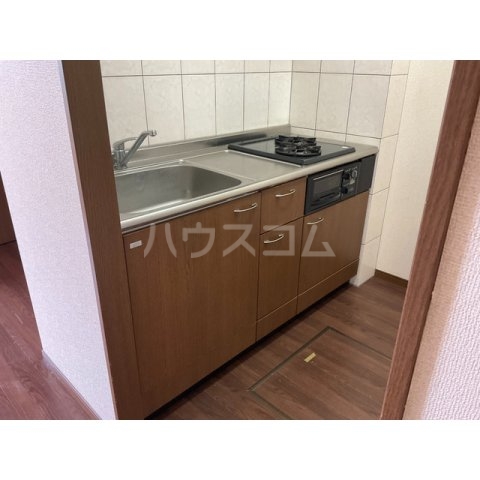 16/27 キッチン