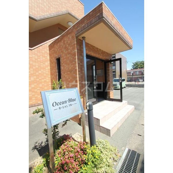 16/19 エントランス