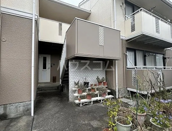 2/4 エントランス