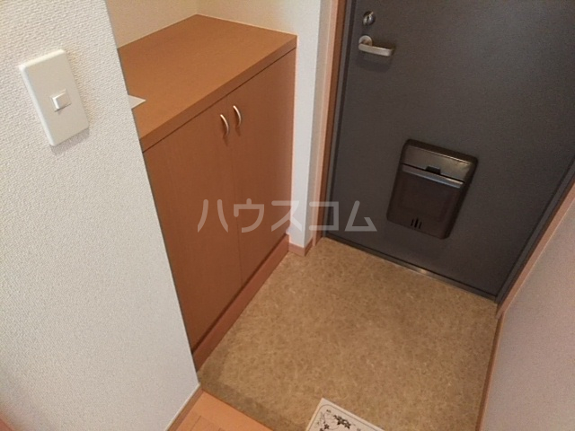 14/30 玄関