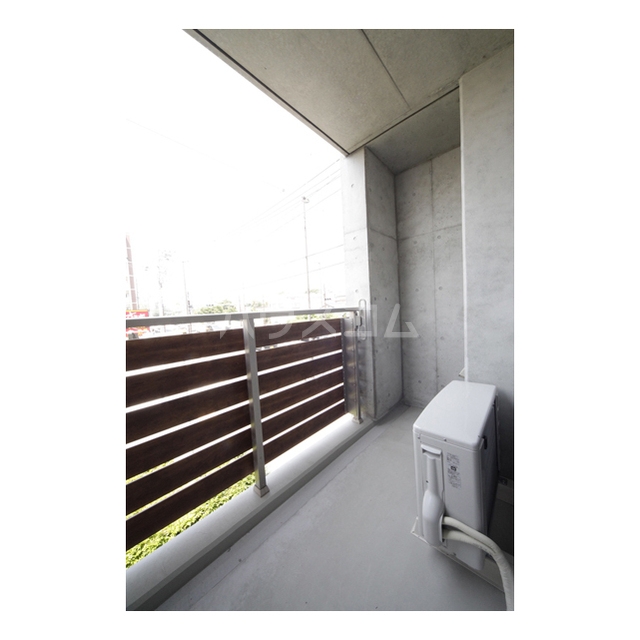 17/28 バルコニー
