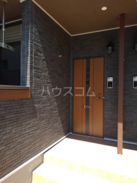 13/21 エントランス