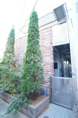 15/19 エントランス