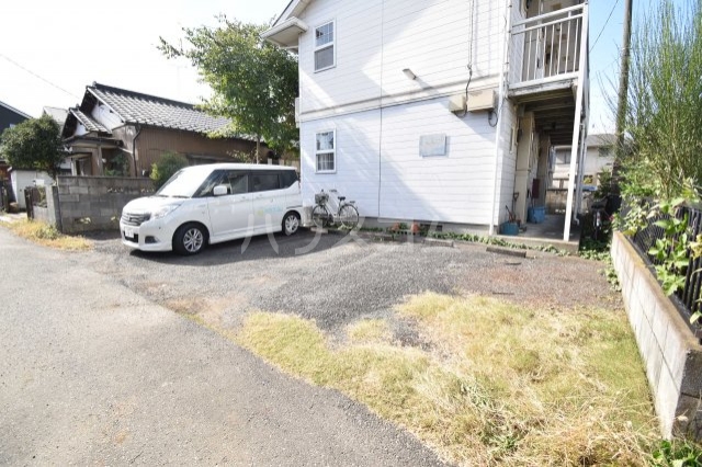 25/25 駐車場